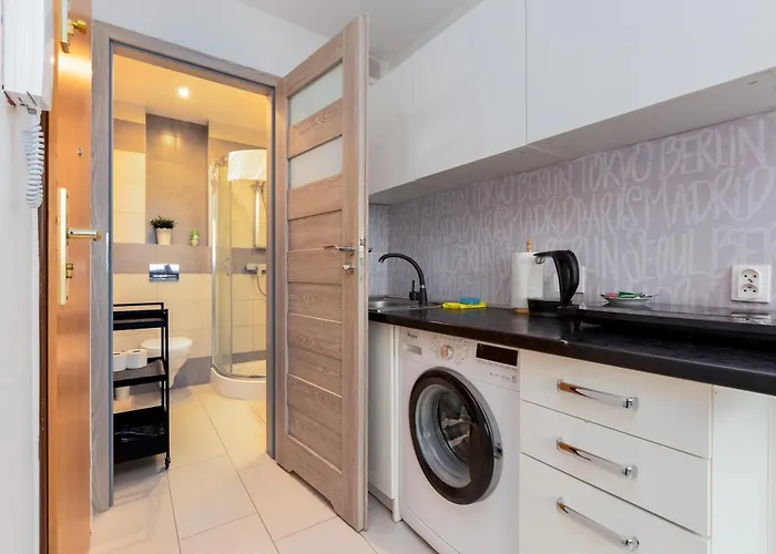 Seaside Comfort By Bookinghost Apartmán